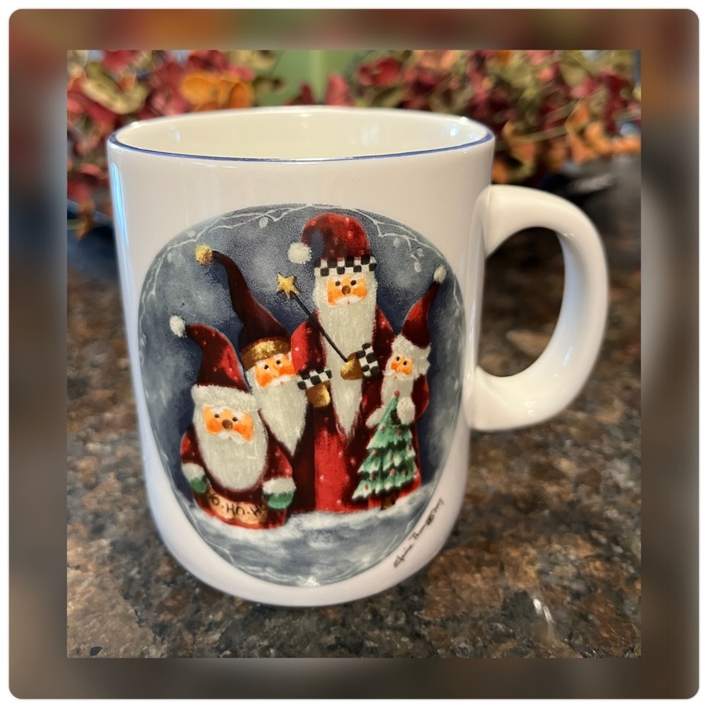 Elaine Thompson-Vintage 1997-Santa Christmas Mugs-Set of Four - Picture 2 of 5